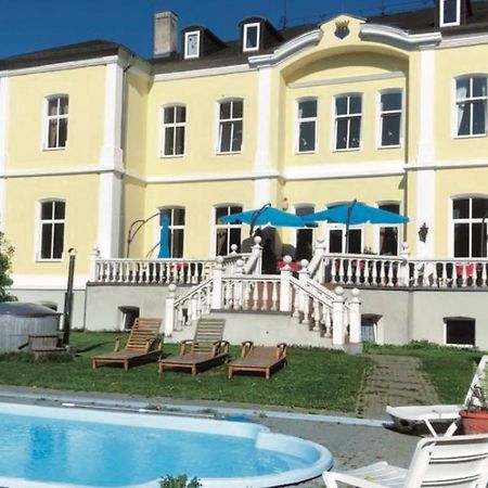 Schloss Schmuggerow Exterior foto